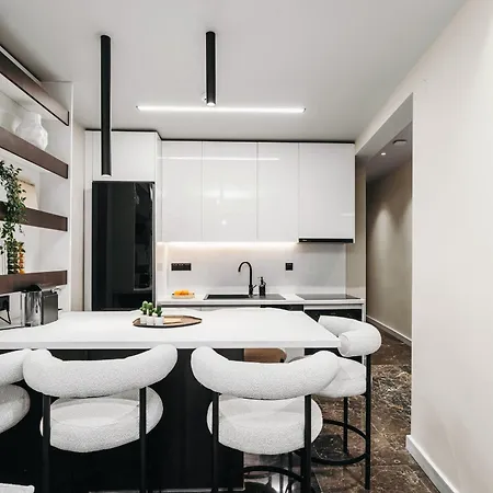 Noemi Luxury House *