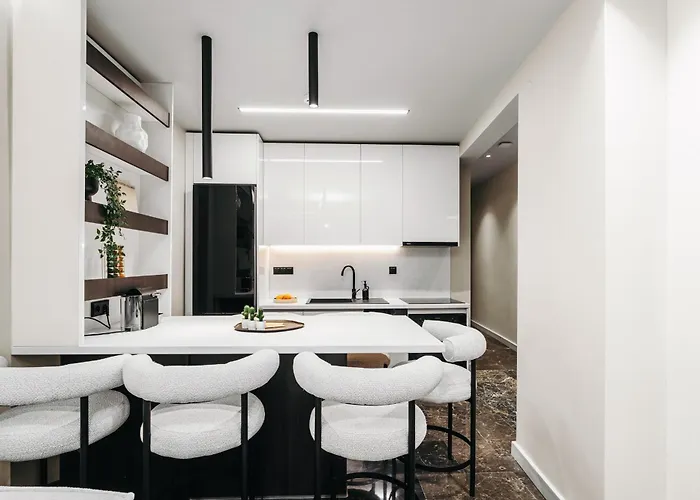 Noemi Luxury House *